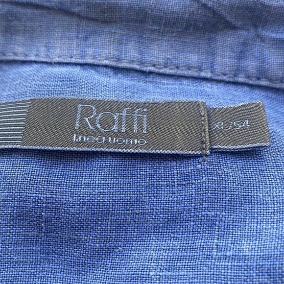 Raffi 100% linen luxury blouse or tunic. Beautiful baby blue color. - Picture 10 of 14